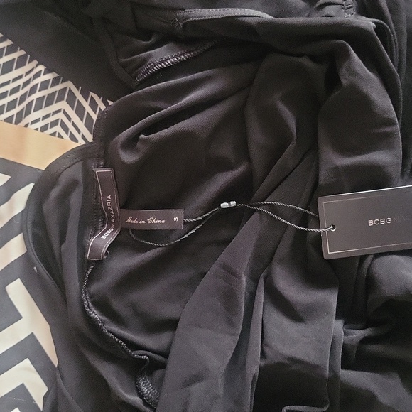 Open backed nwt sleeveless top - Picture 3 of 4